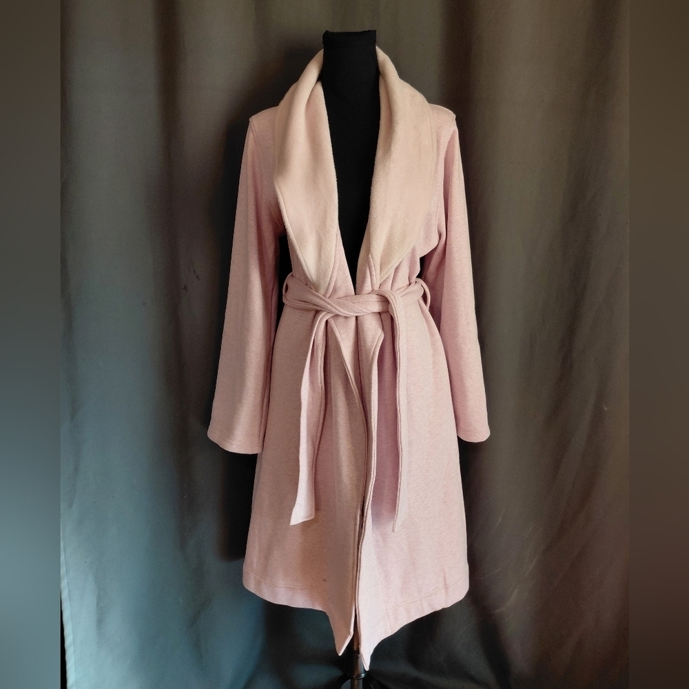 UGG Light Pink Sleepwear Robe Size Medium